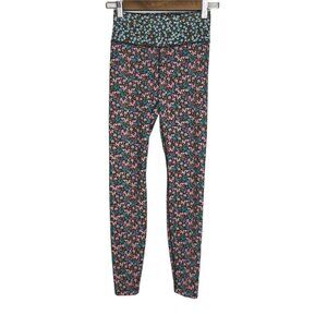 Nike One Dri-Fit Pink and Blue Floral Athletic 7/8 Leggings Size‎ XS